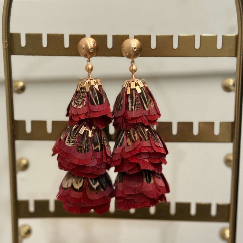 Kendra Scott Lennin feather earrings